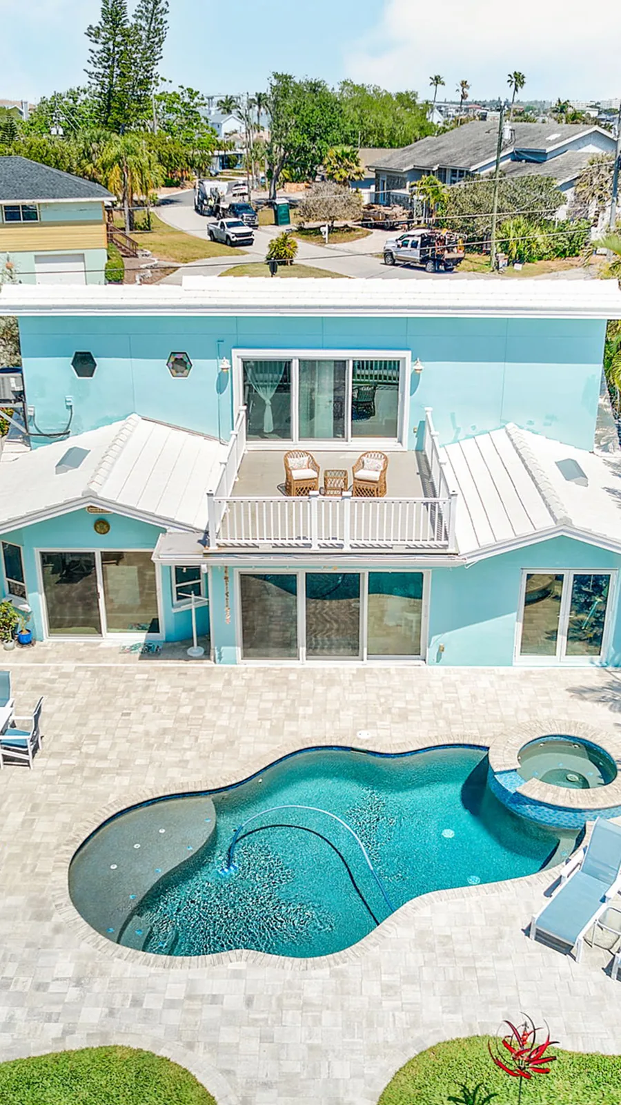 Real Estate Social Media Ad Video — Coldwell Banker Tricia Priest Florida